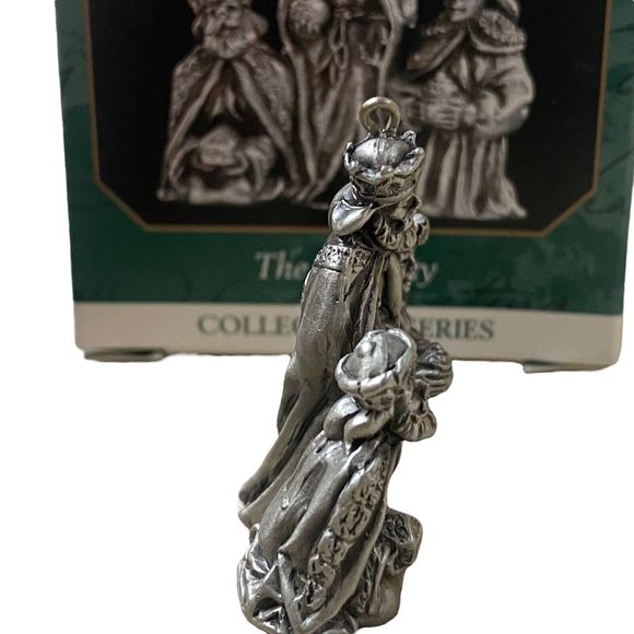 Hallmark Keepsake Miniature Ornaments The Nativity Series 1999 Fine Pewter - Picture 3 of 7